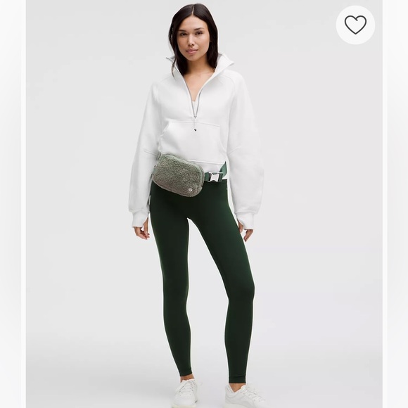 Lululemon Everywhere Belt Bag - Picture 4 of 4